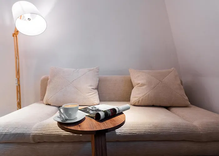 Moderne Stadtwohnung An Der Fussgaengerzone, Smart Tv, Kingsize-bett, Couch, Kueche * Passau