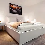 Lejlighed Moderne Stadtwohnung An Der Fussgaengerzone, Smart Tv, Kingsize-bett, Couch, Kueche Passau